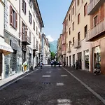 Cavour 34 Downtown Apartamento Lecco