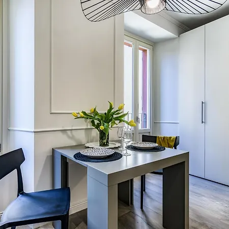 Апартаменты Cavour 34 Downtown Лекко