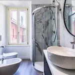 Cavour 34 Downtown